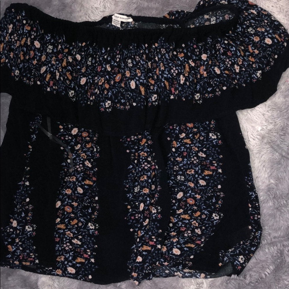 Off the shoulder